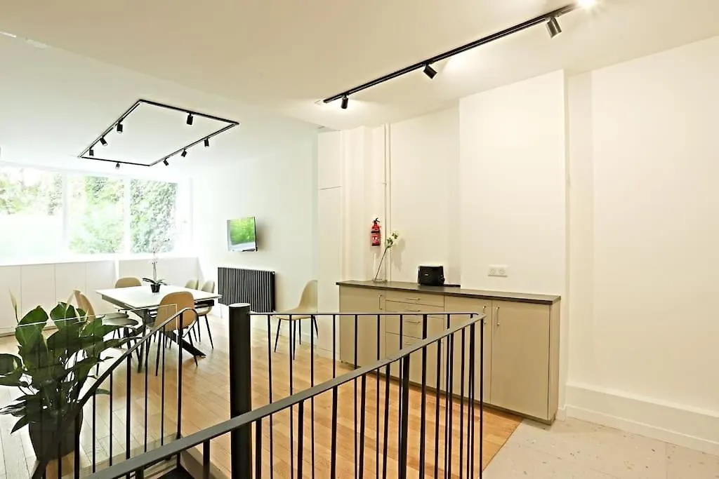 8 Personnes Avec Sauna Paris