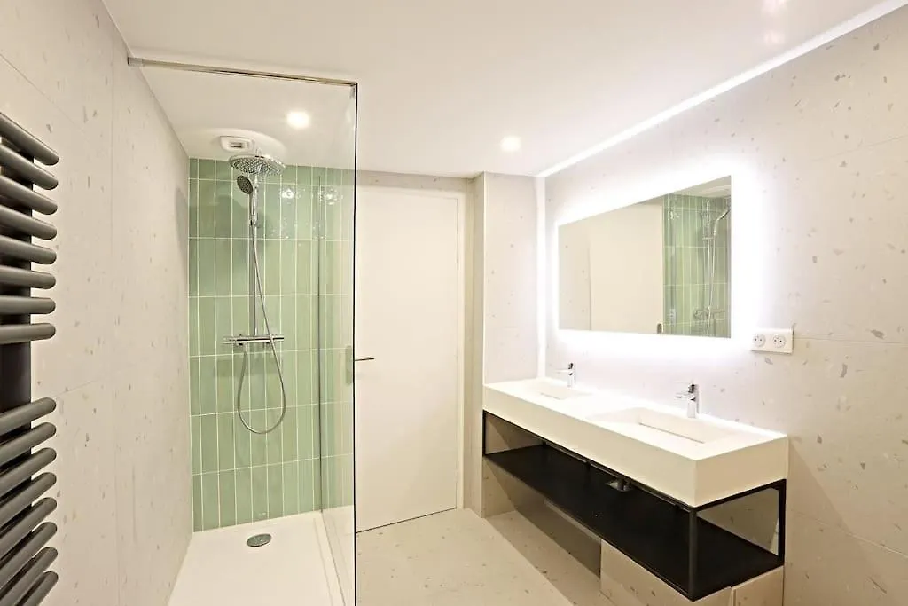 Apartment 8 Personnes Avec Sauna