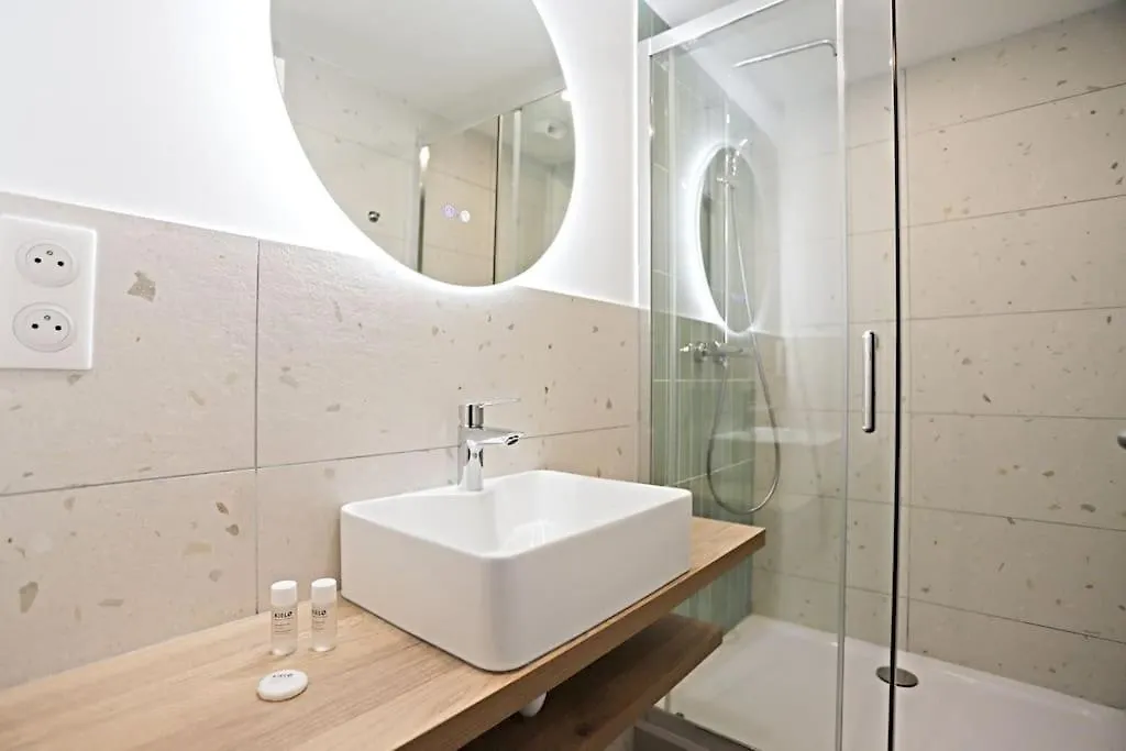 8 Personnes Avec Sauna Апартаменты Париж